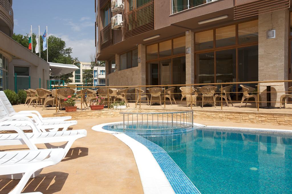 Briz - Seabreeze Hotel Sunny Beach Exterior photo
